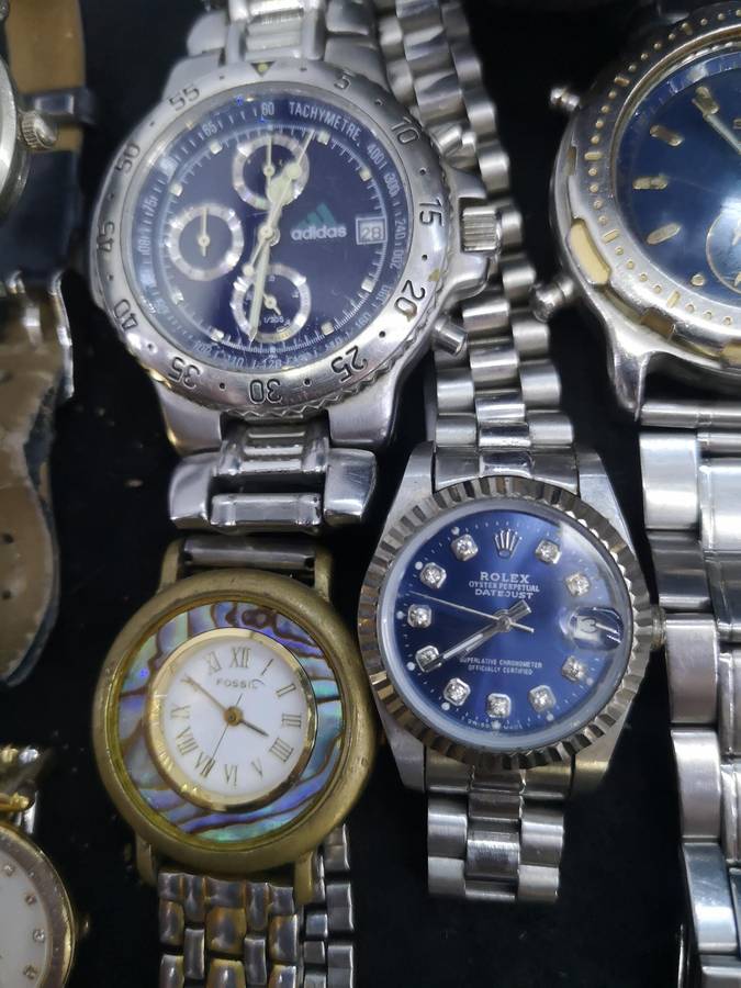 Secondhand Watches from a jewelry shop auction. Selling as is - not tested