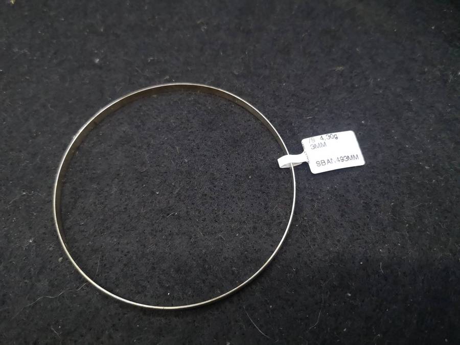 925 Silver 3mm bangle 4.3g