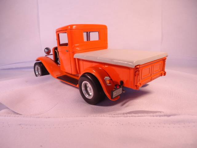 Road Legends - 1934 Ford Pick-Up Truck - # 92257