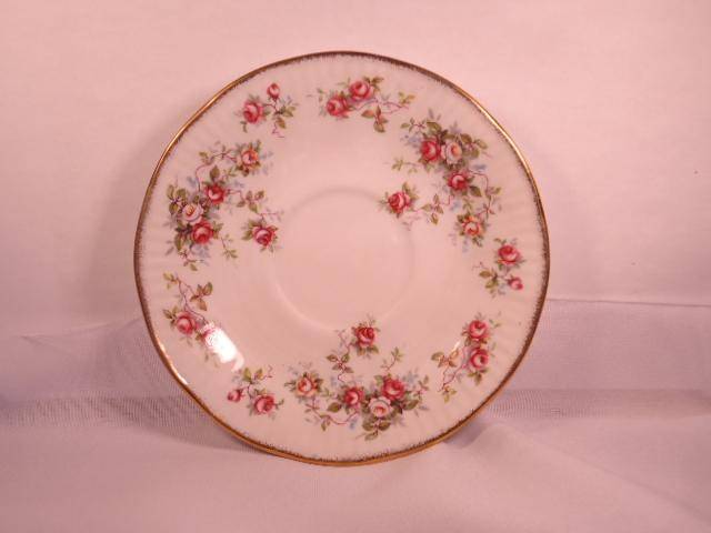 Elizabethan Bone China - Rosamond - Single Saucer - Made In England