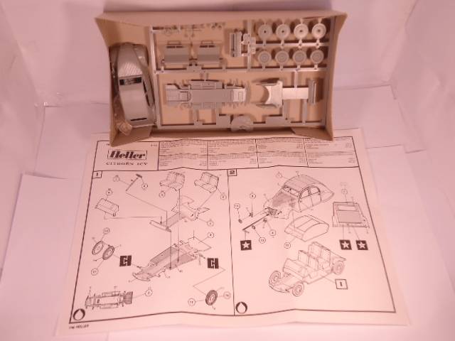 Heller - Citroen 2CV Model Kit - #80175