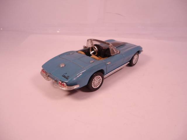 New Ray - Lot of 3 Models