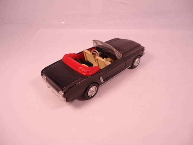 New Ray - Lot of 3 Models