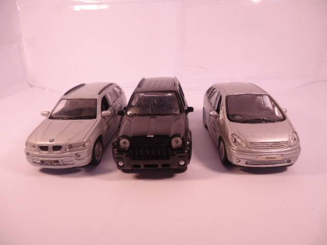 Maisto - Lot of 3 Models