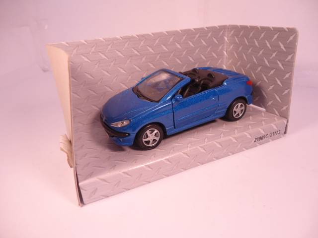 Maisto - Lot of 3 Models