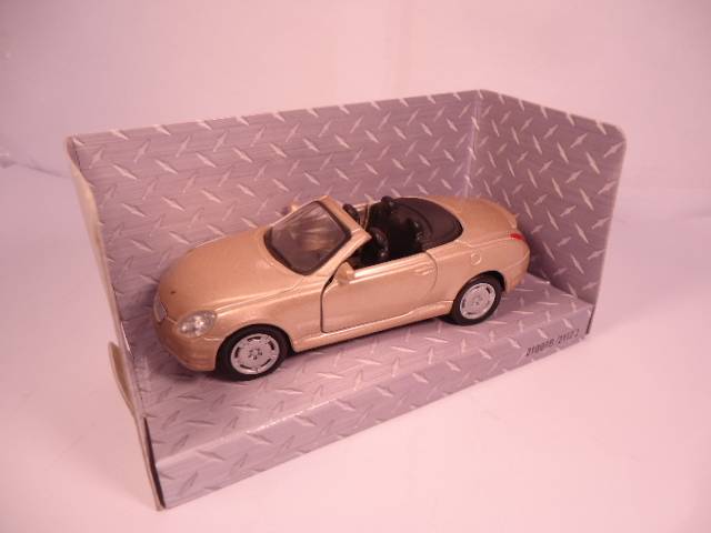 Maisto - Lot of 3 Models