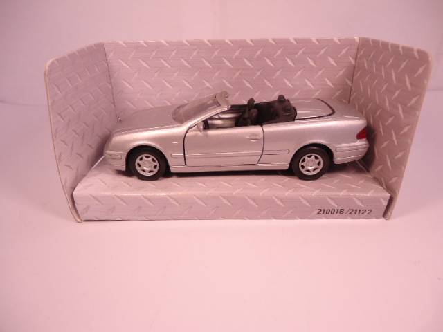 Maisto - Lot of 3 Models