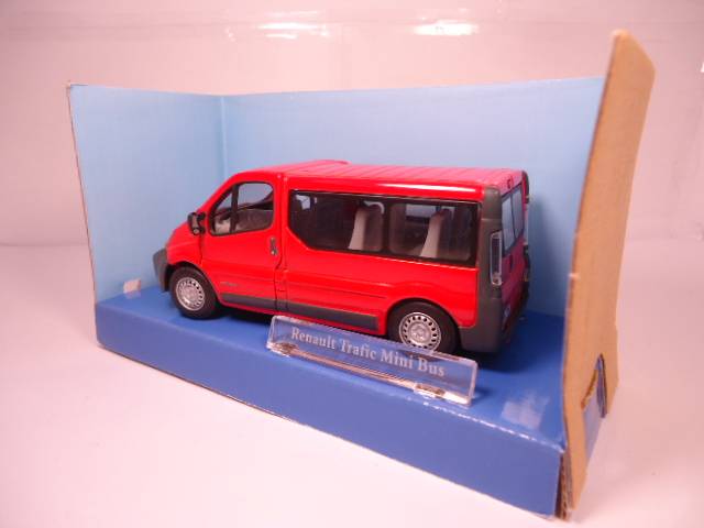 Cararama - Renault Traffic Mini Bus