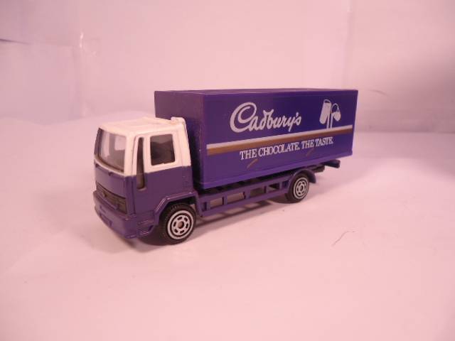 Corgi - Ford Cargo Truck - Cadbury