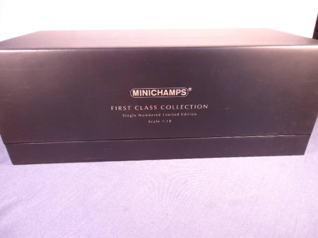 Minichamps - 1939 Alfa Romeo 6C 2500 SS Corsa Spider - First Class Collection -  # 107120230