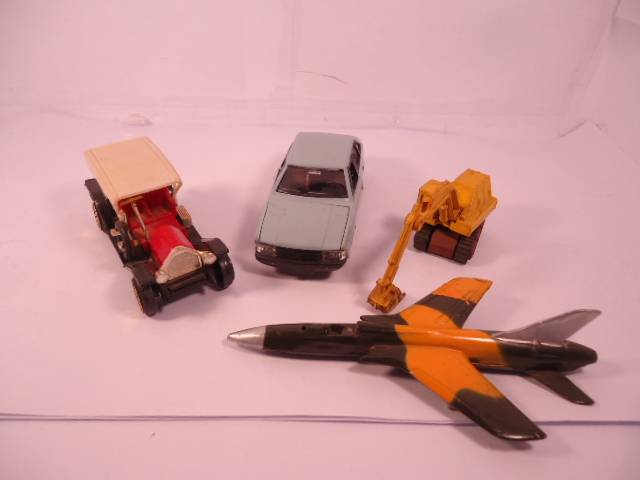 Mixed - Lot of 4 Models