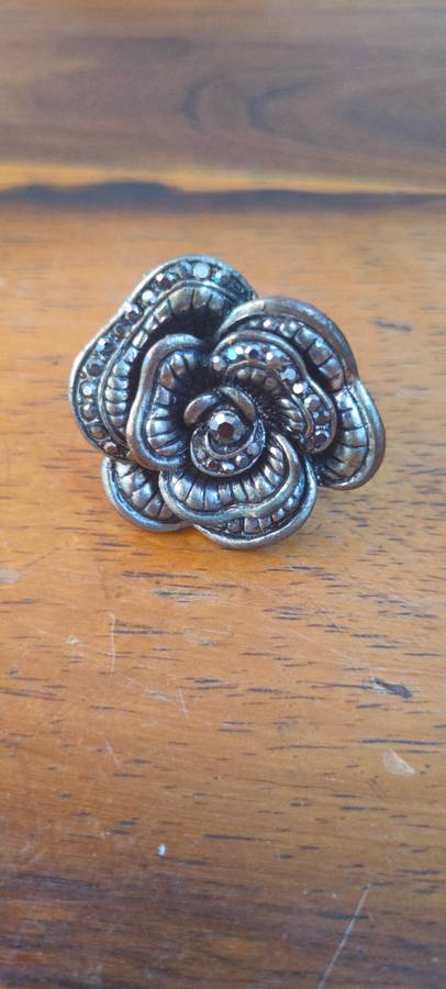 Large costume jewelry ring