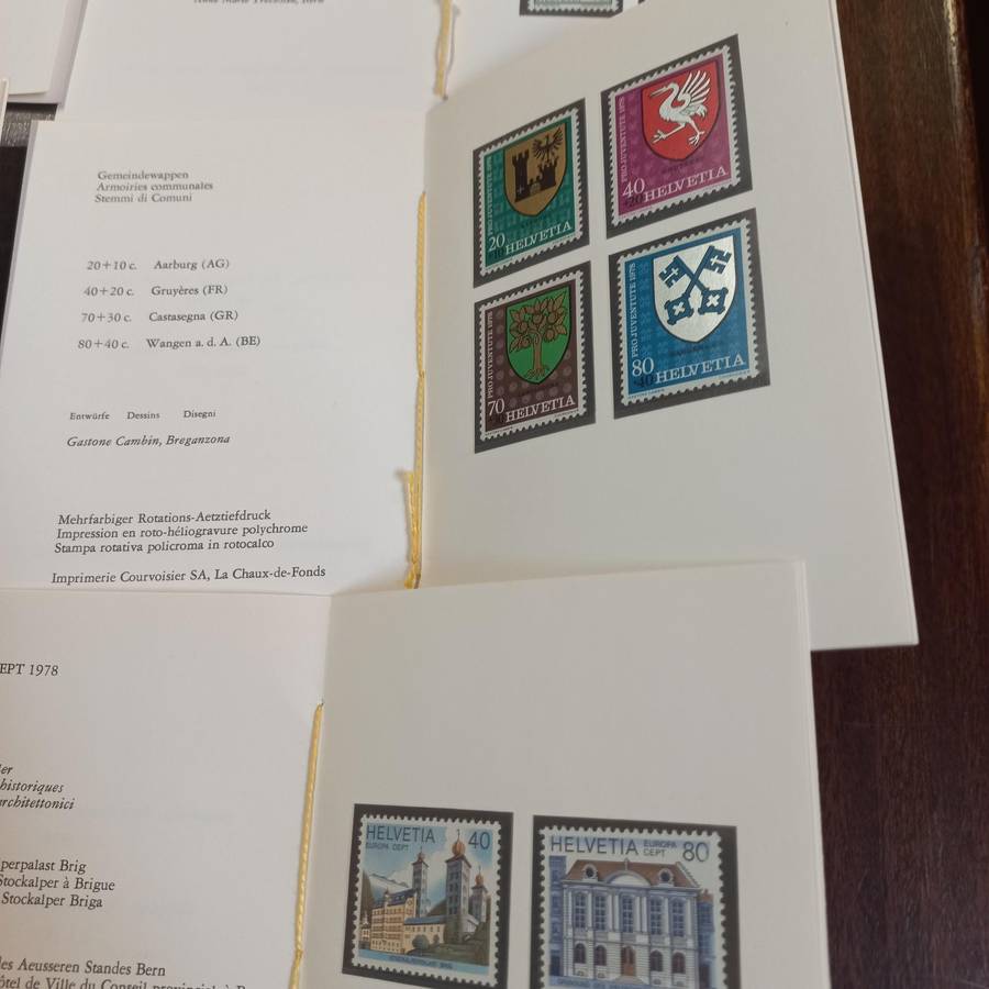 Switzerland Helvetia - 28 Mint sets from 1976 to 1978 in First Day Folders - Starting at R1
