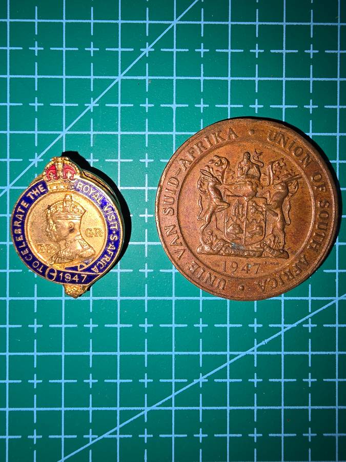 1947 ~To Celebrate The Royal Visit ~ South Africa ~ with Enamel Hat Pin