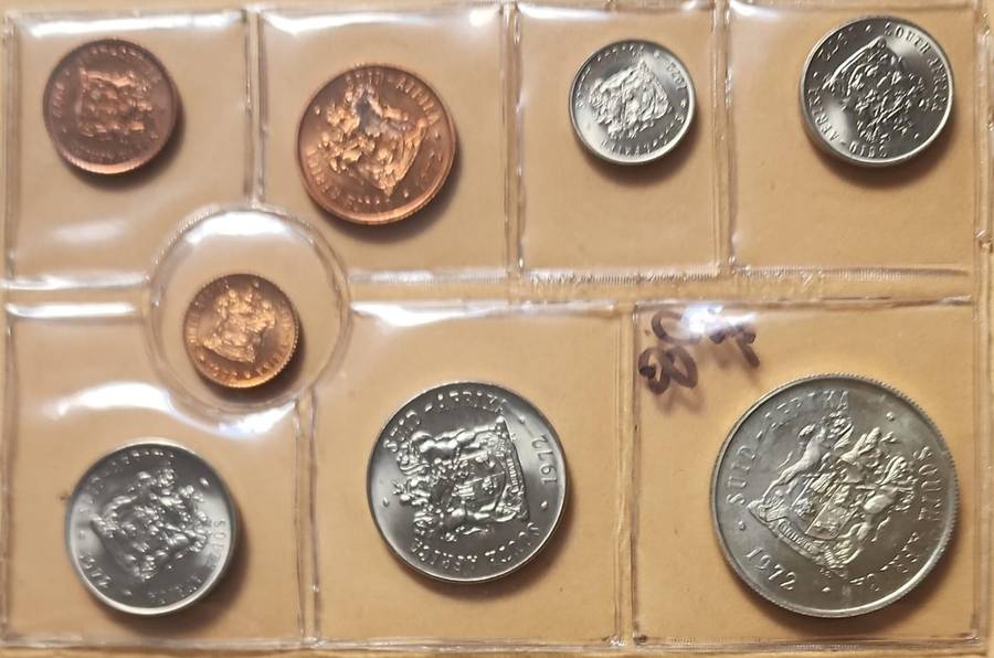 1972 Mint Set ~ with silver R1