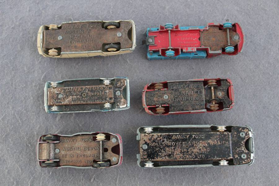 Dinky/Meccano cars x 6......all for R 500!!!!!