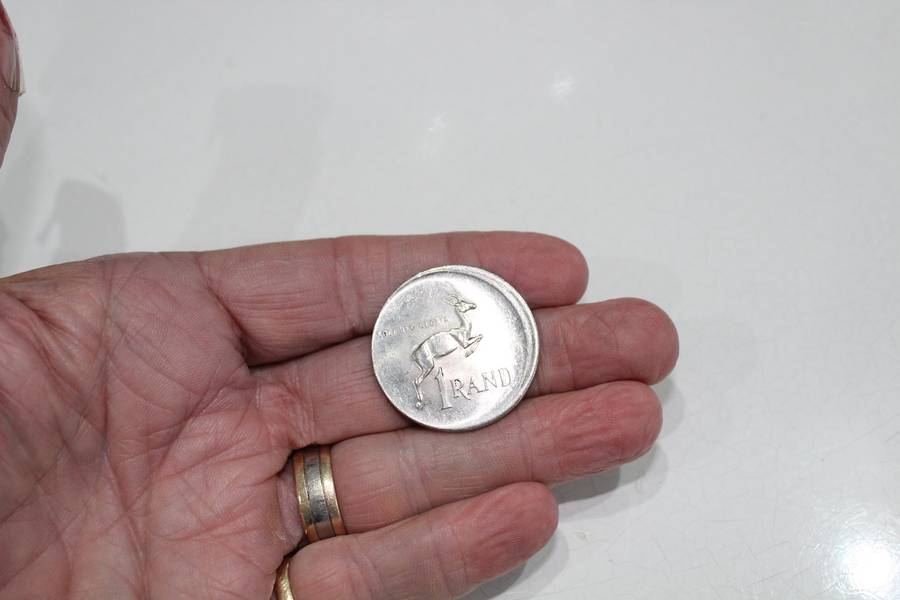 Mis struck R1 - 1983