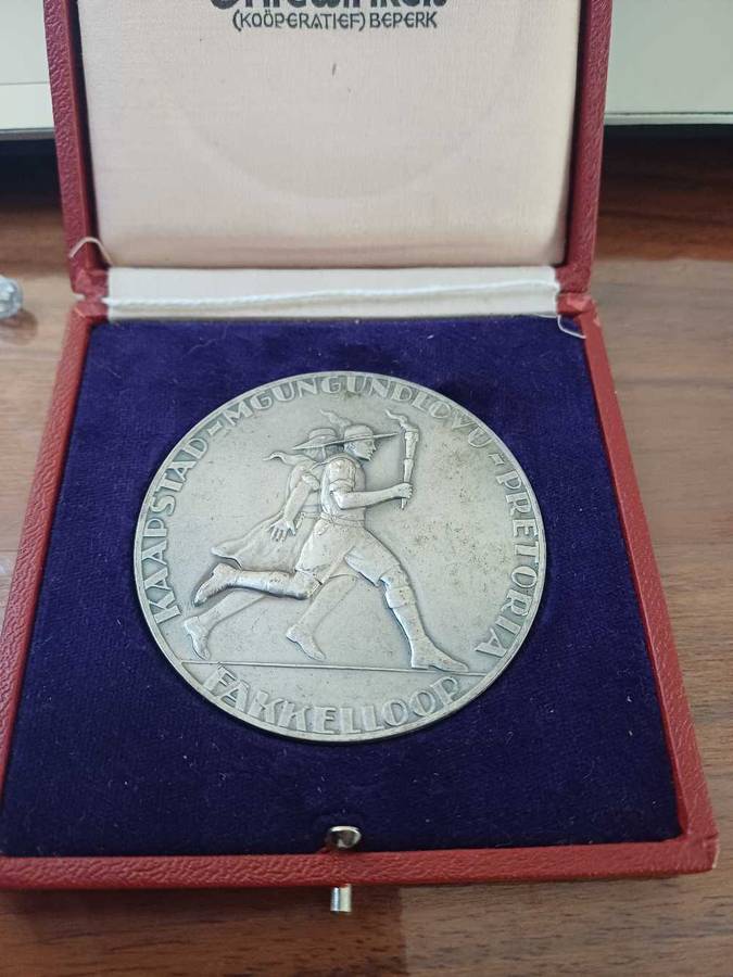 1838 To 1938 Voortrekker Eeufees medal Kaapstad-Mgundlovu-Pretoria Medal