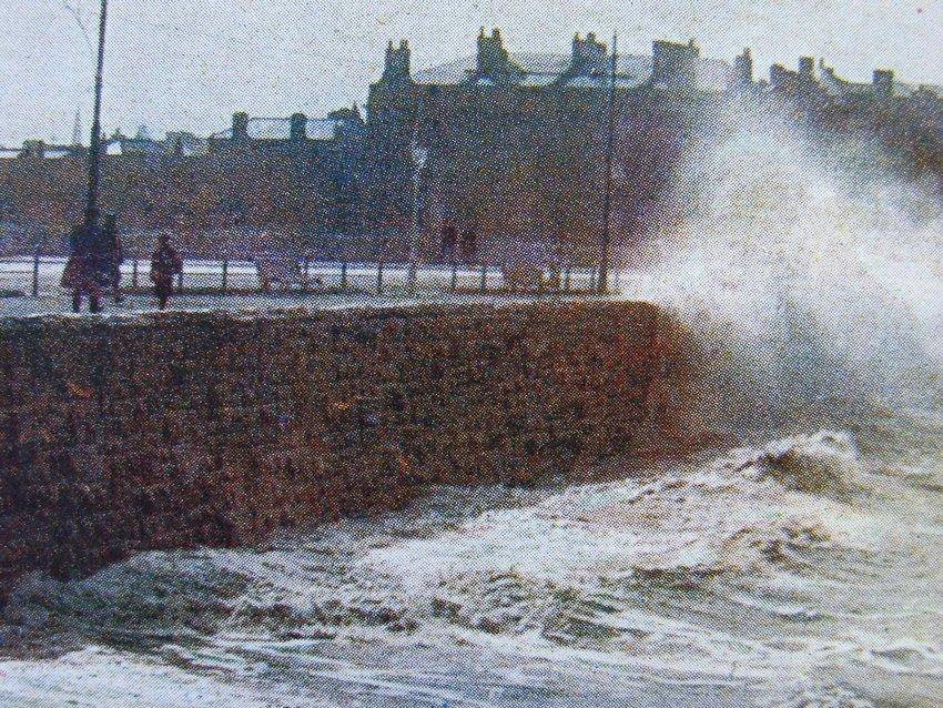 Photochrom Celesque Series POSTCARD - Weston-Super-Mare: Rough Sea