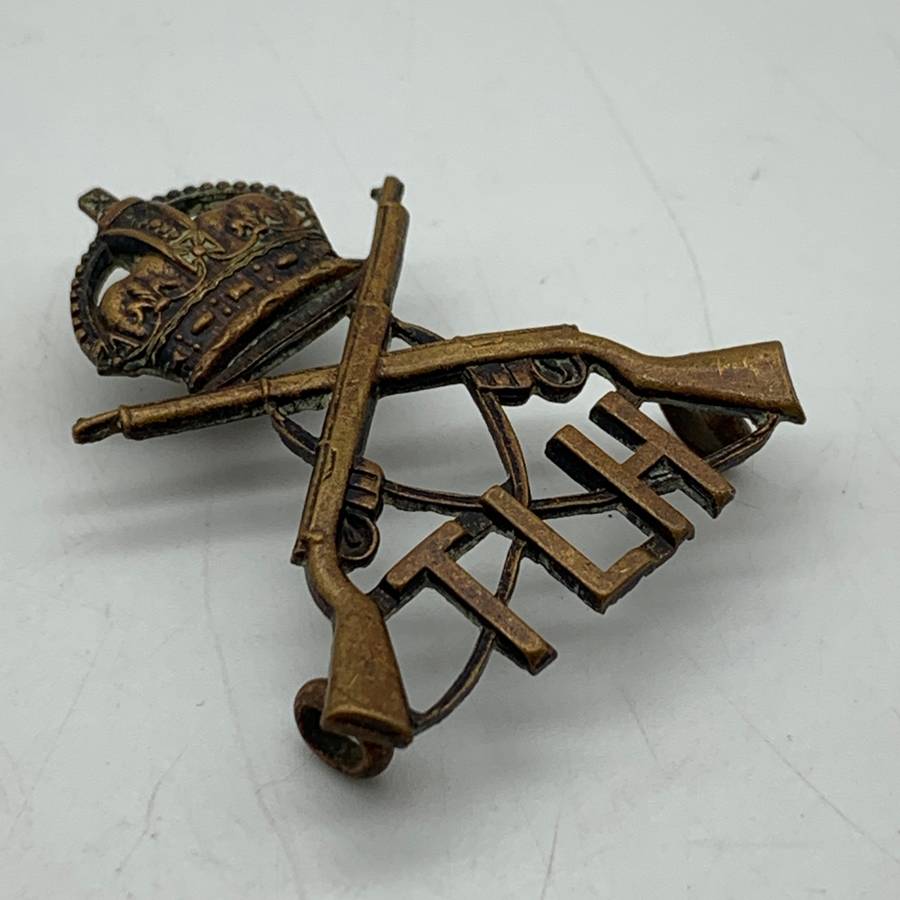 S.A.  Rare 'Tembuland Light Horse' Cap Badge (1905-1909)