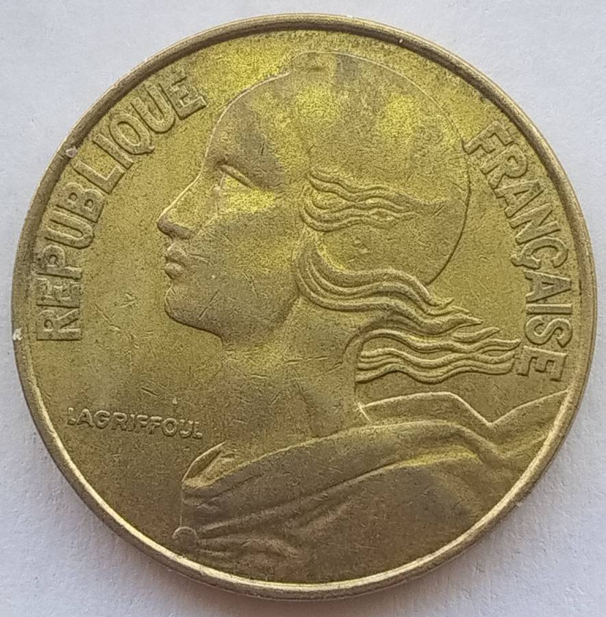 1975  20 Centimes Coin      France          SUN14830~