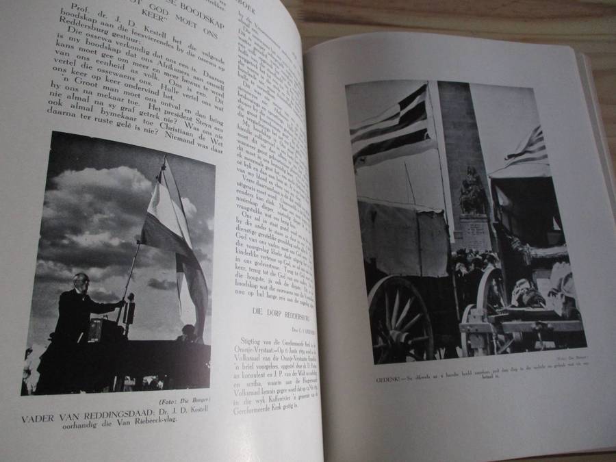 GEDENKBOEK van die Ossewaens op die pad van Suid-Afrika. EEUFEES 1838-1938
