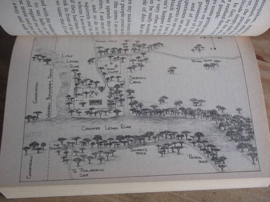 Kobie Kruger - Mahlangeni. Stories of a Game Ranger's Family