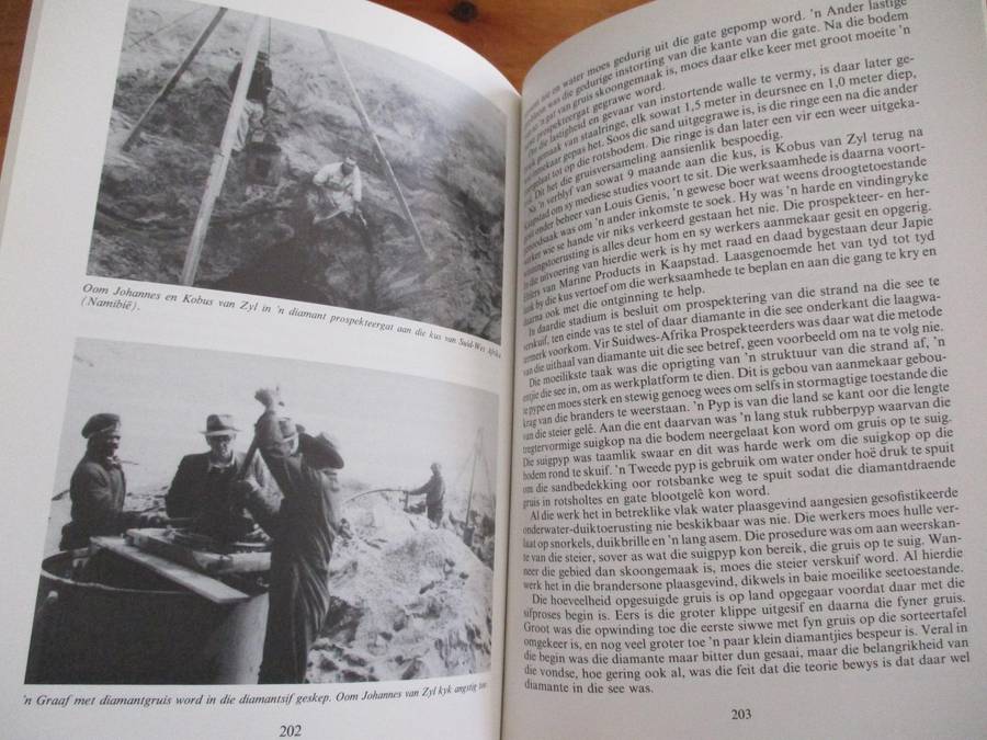 MARINE PRODUCTS - Die eerste 50 jaar. GETEKEN deur skrywer