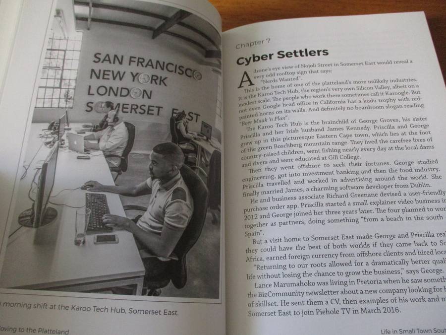 Moving to the Platteland  Life in Small Town South Africa  Julienne du Toit & Chris Marais