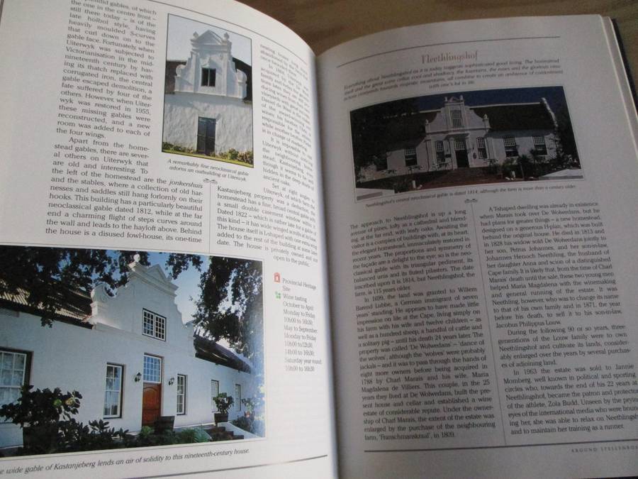 CAPE DUTCH HOUSES - Phillida Brooke Simons