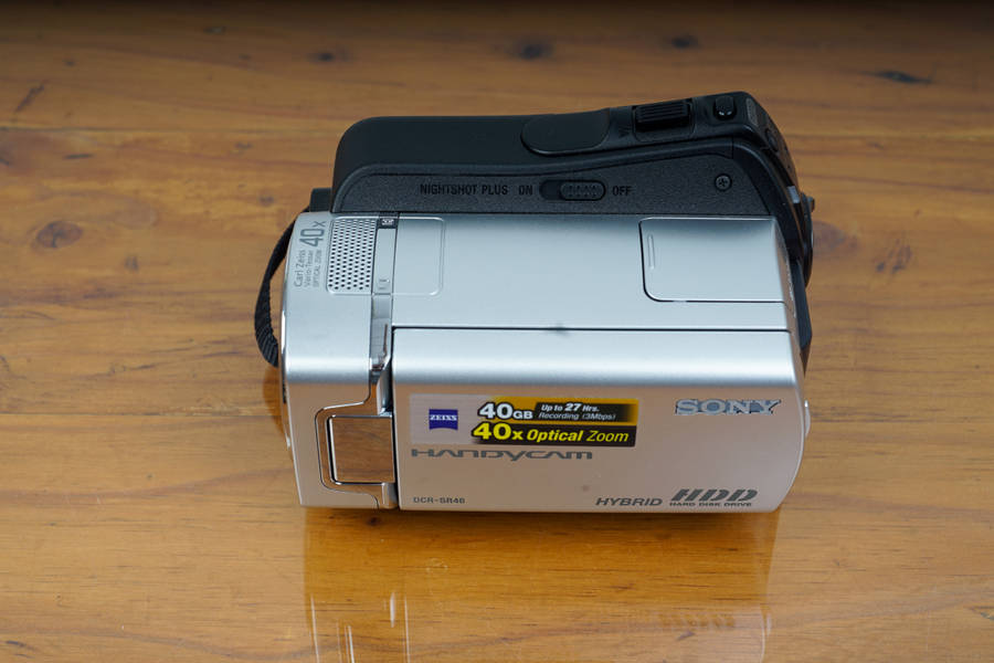Sony Handycam DCR-SR46E *CCD Sensor* *Carl Zeiss optics*
