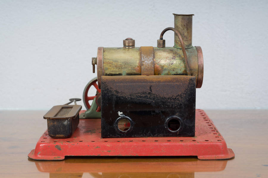 Vintage Mamod stationary steam engine