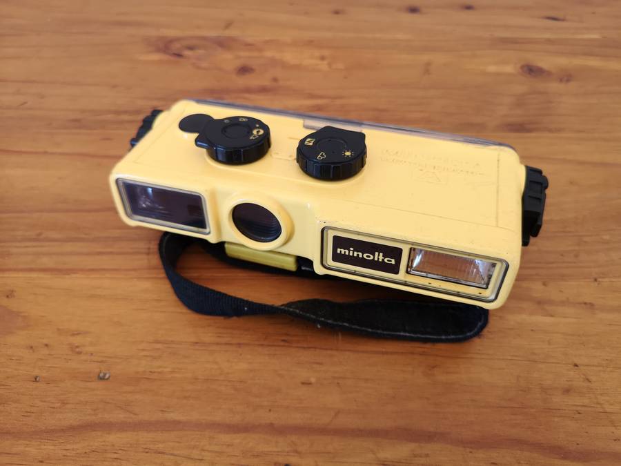 Minolta Weathermatic A 110 film underwater camera