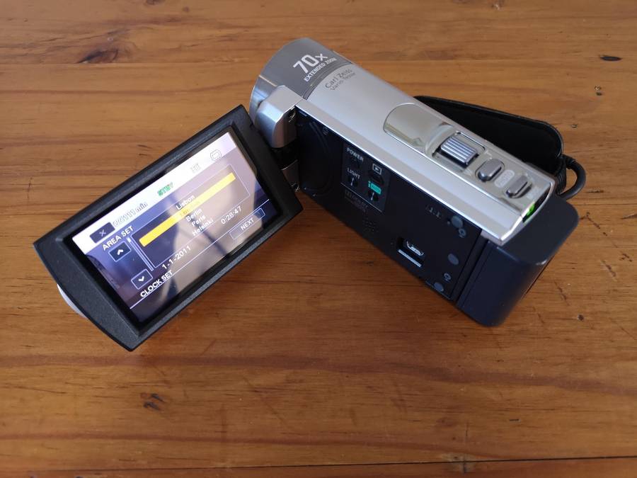 Sony DCR-SX65E digital compact camcorder