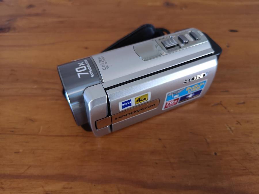 Sony DCR-SX65E digital compact camcorder