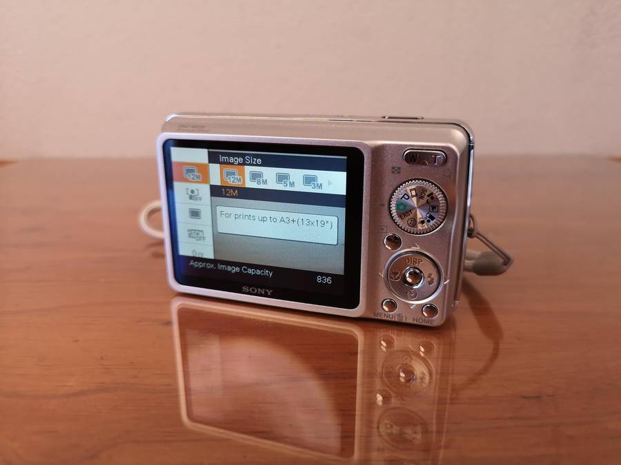 Sony Cyber-shot DSC W210 digital compact camera