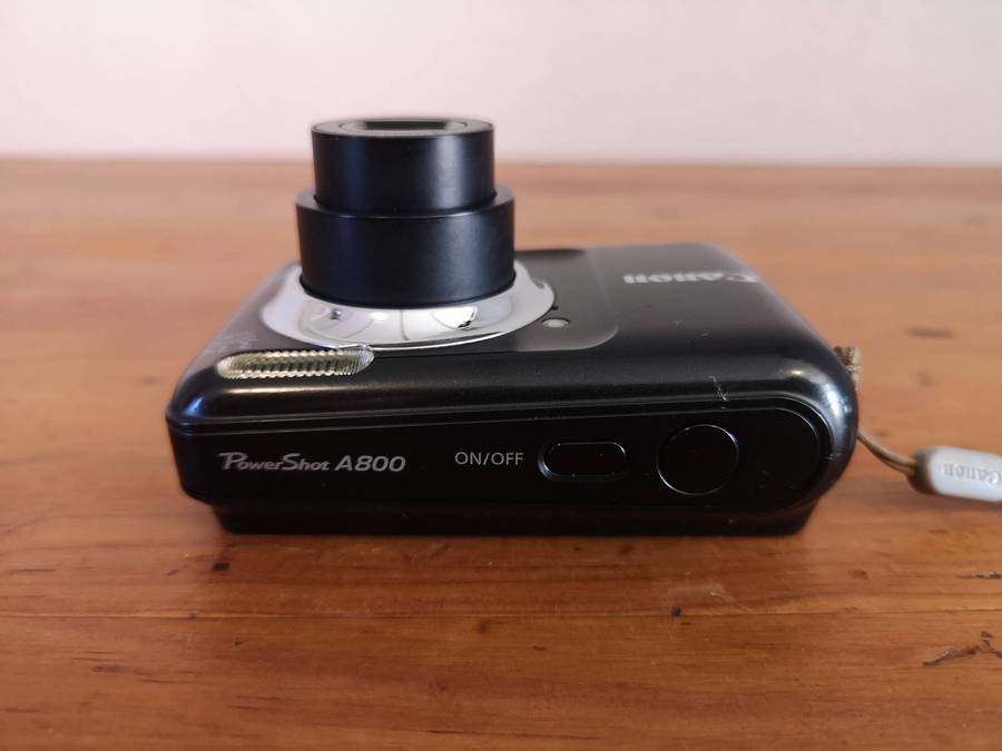 Canon PowerShot A800 10mp ccd sensor compact digital point & shoot camera