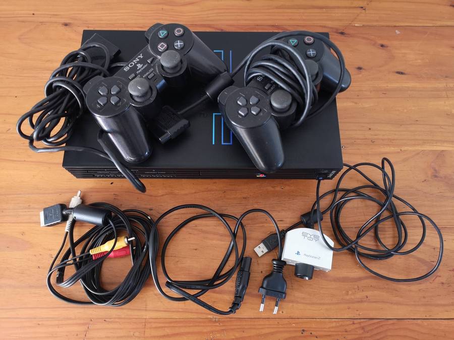 Sony Playstation 2 "phat" console
