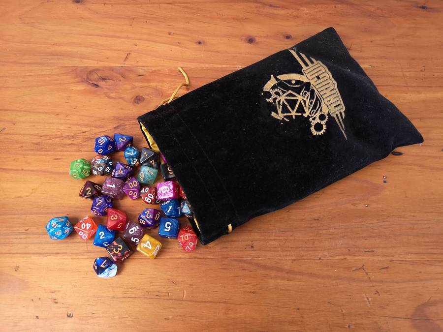 Large lot of different shaped polyhedral resin dices