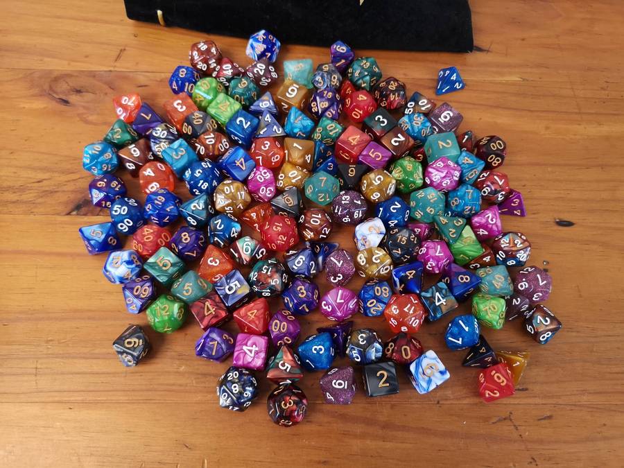 Large lot of different shaped polyhedral resin dices