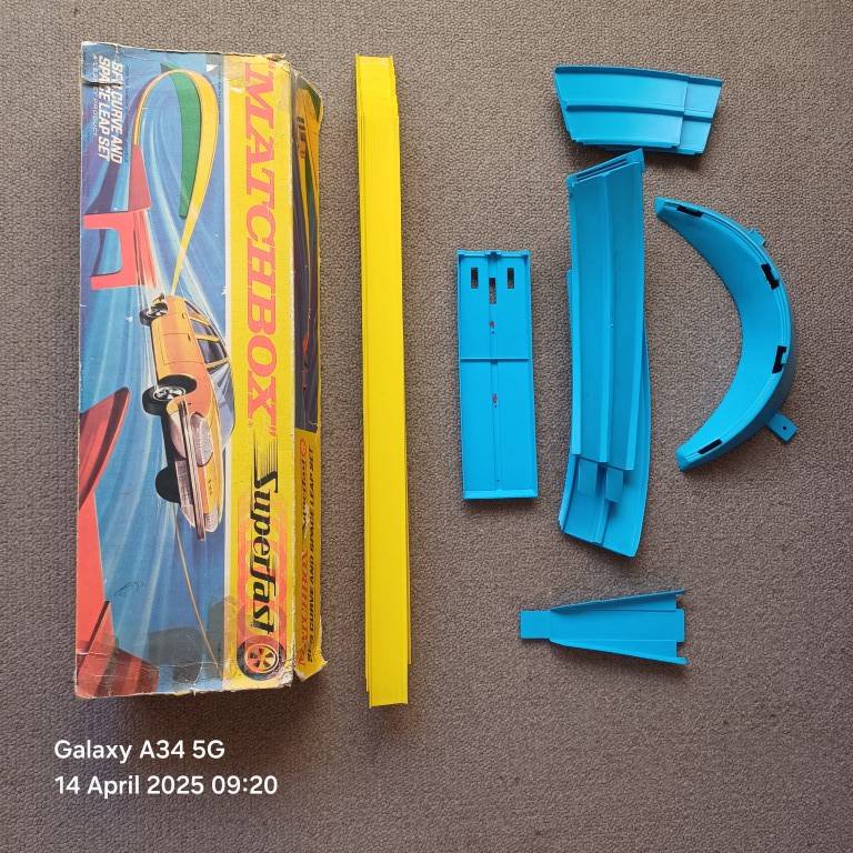 Rare vintage Matchbox Superfast track racing set!