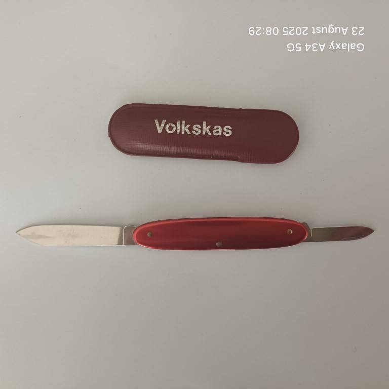 VOLKSKAS POCKET KNIFE & POUCH VICTORINOX