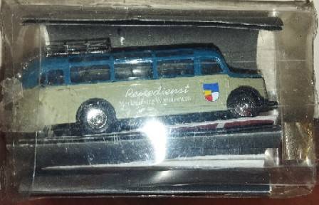 Praliné Mercedes Benz O3500 Short Bus - Reisendienst Mechlenberg-Vorpommern - 1/87 Scale