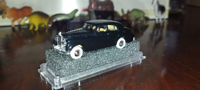 Praliné Rolls Royce Silver Cloud - 1/87 Scale