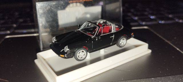 Brekina Porsche 911 Open Top - 1/87 Scale