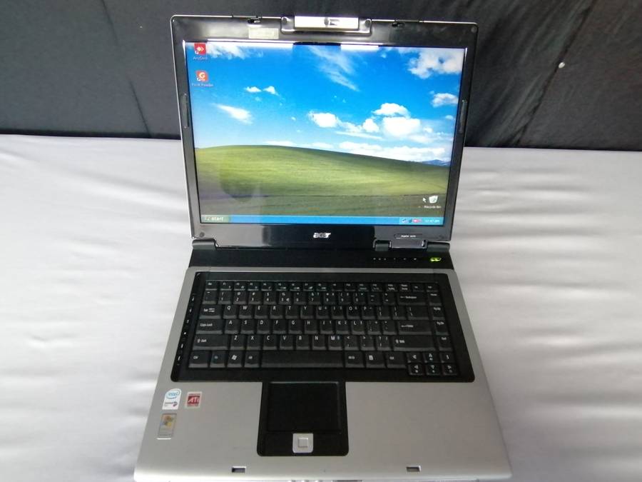 ACER ASPIRE 5670 VINTAGE LAPTOP - "COLLECTORS"