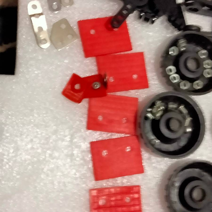 Meccano Mixed odds parts metal+ plastic parts Used+plastic storage tub-brochureREAD+seePic added car