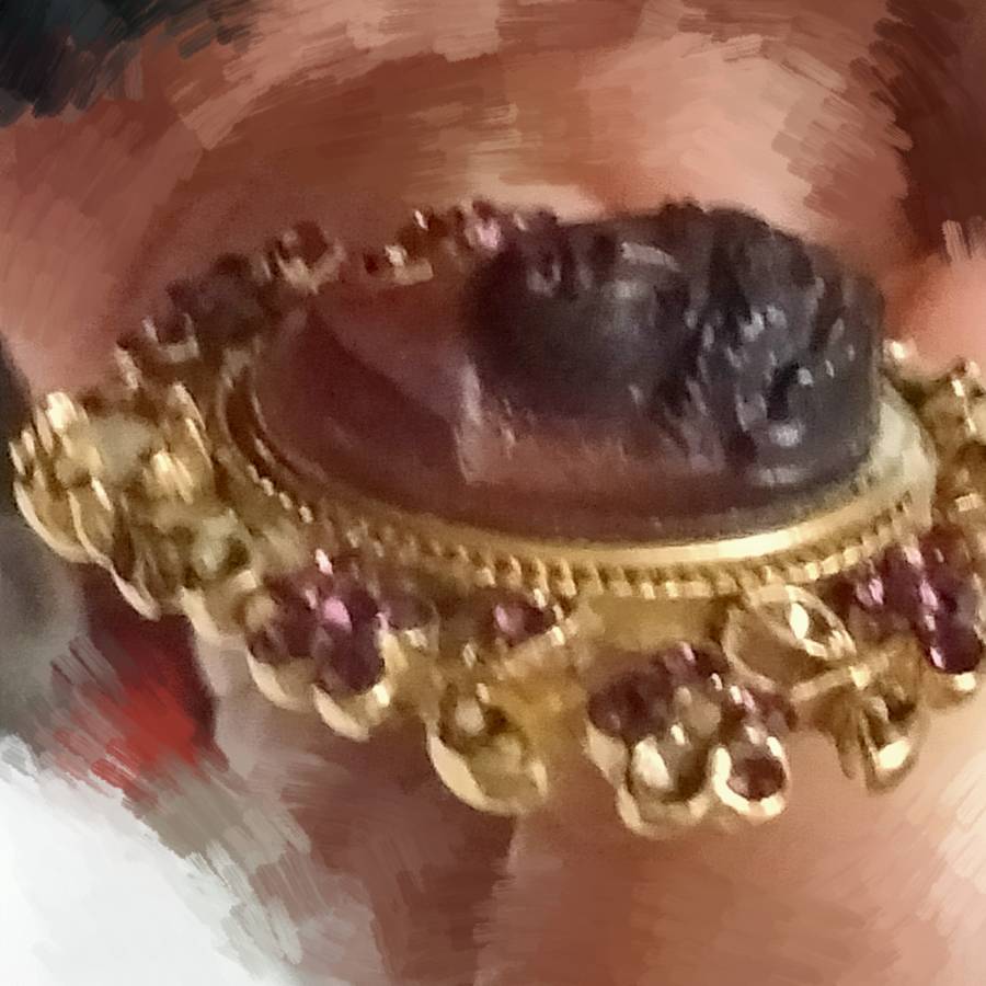 Necklace 1980 CAMEO 3D Glass Amethyst fab Rhinestones in flowers+leaves rope trim chain gold tone