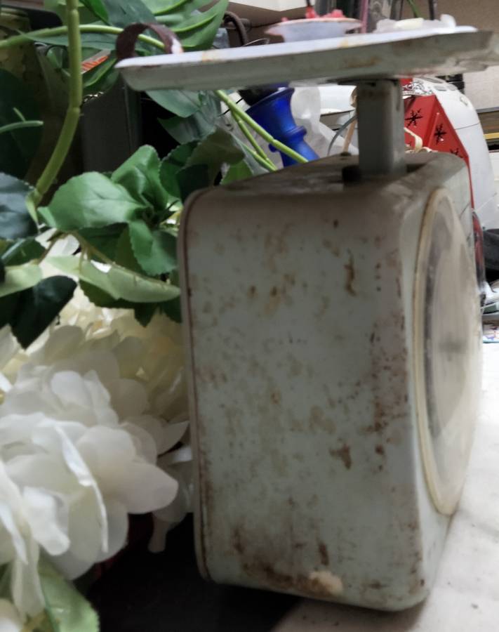 Just 4 decor-Tower scale candle Candle holder Enamel Pot Lid-one bid-LOOK At My BUY NOW-NO WAITING