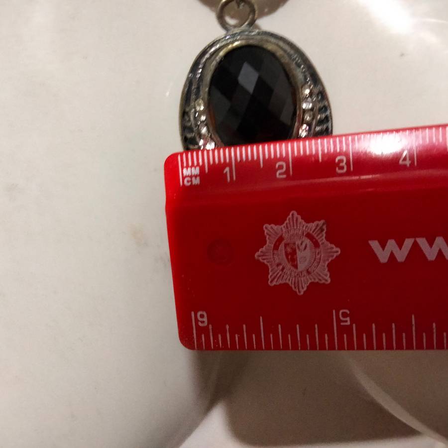 Necklace Pendant filigree Faceted synthetic stone crystal embellished 5 snake round links on beaded